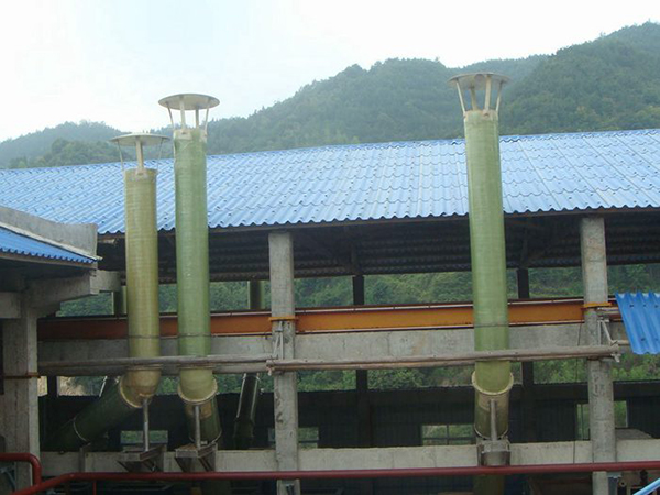 山西施工現(xiàn)場(chǎng)玻璃鋼煙囪